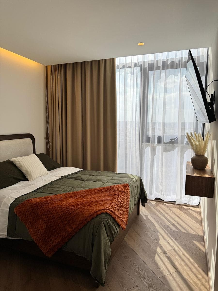 Departamento Nuevo y Amueblado en piso 10 de Adamant Grand con 2 Recámaras