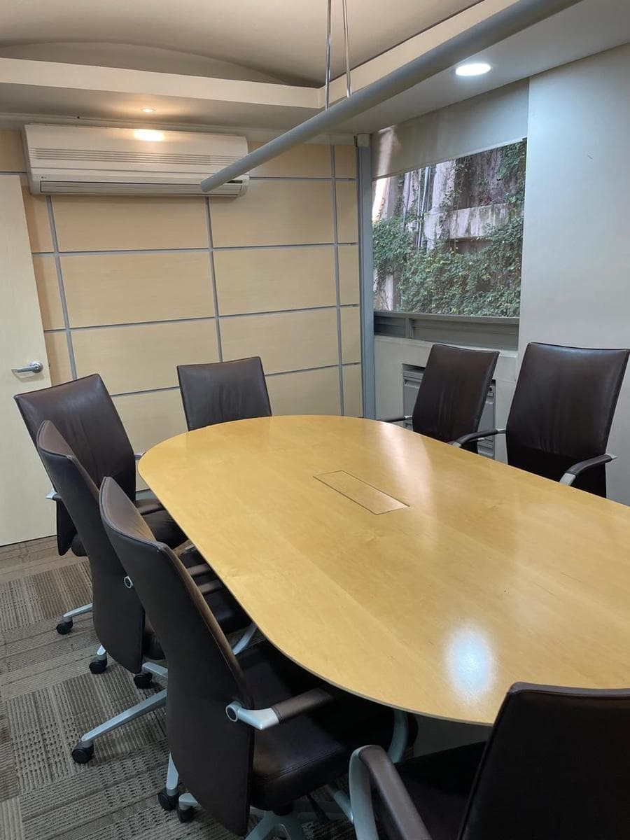 Furnished office for rent in Bosques de Duraznos