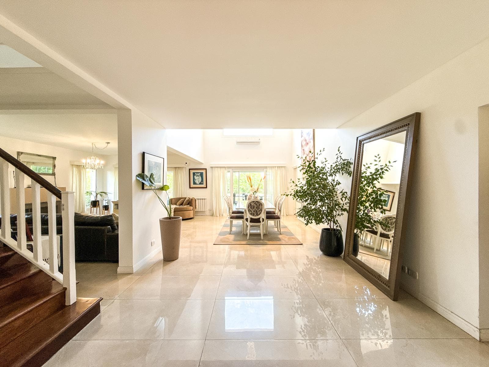 House for sale in Nordelta, Los Castores I, 3 suites, live-in housekeeper