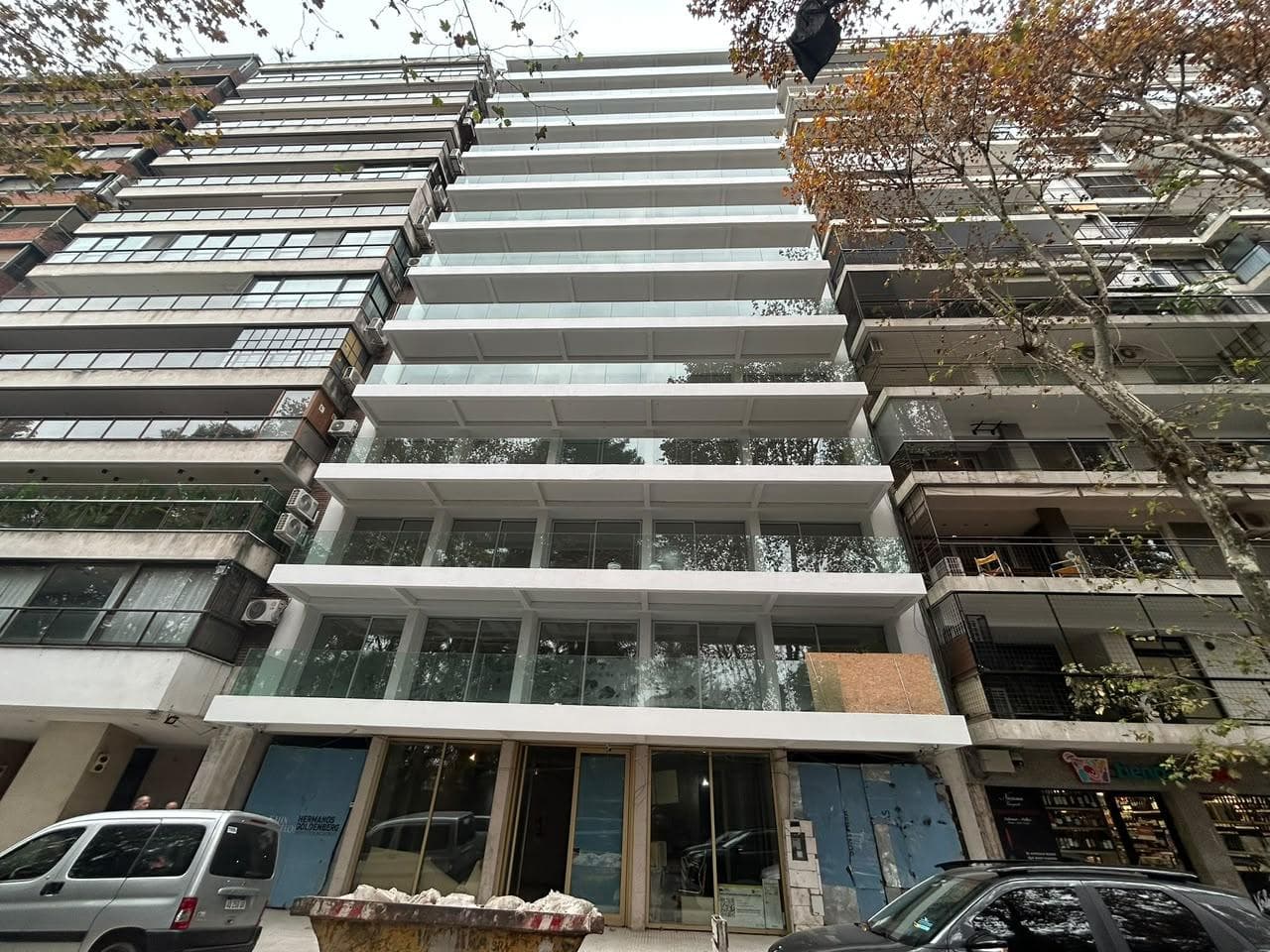 5-room apartment with 4 en-suite bedrooms in Palermo Chico.