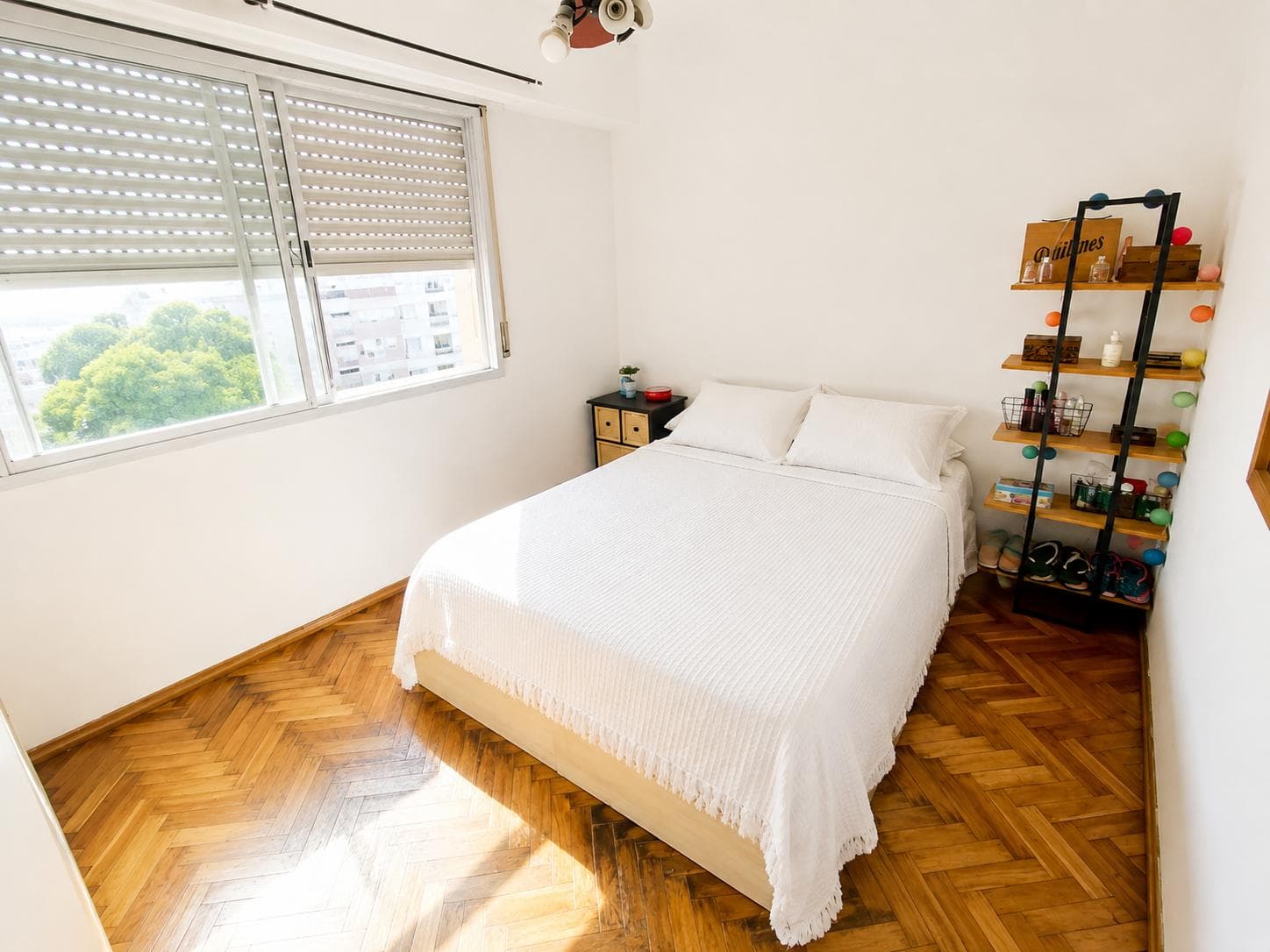 2-room apartment in downtown San Martin for sale
