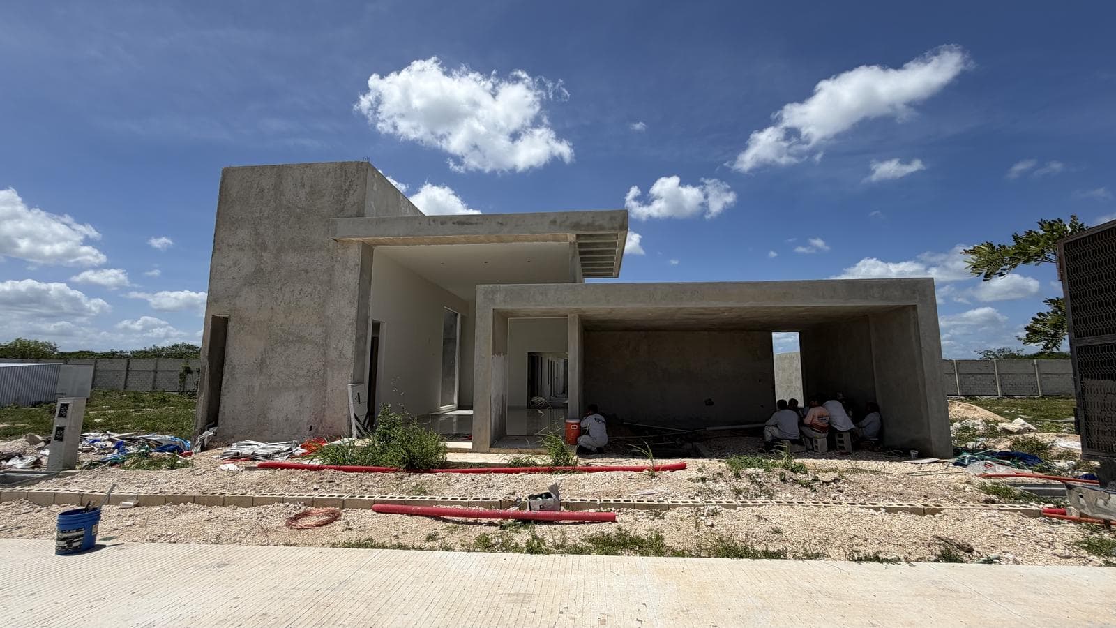 Single-story house for sale in Mérida on a private lot, scheduled for delivery in August 2026