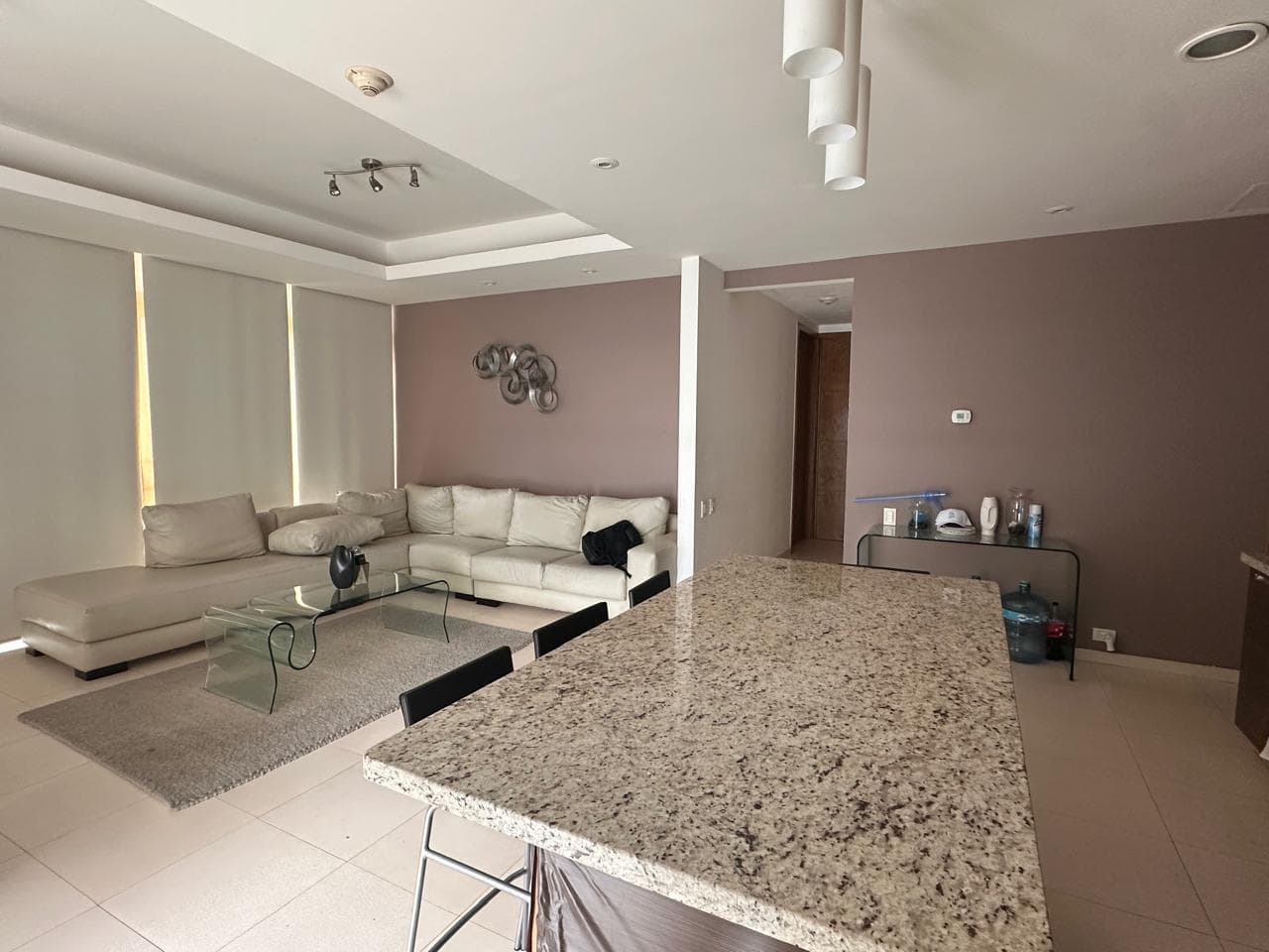 APARTMENT FOR RENT IN TORRE AQUA - VALLE ORIENTE