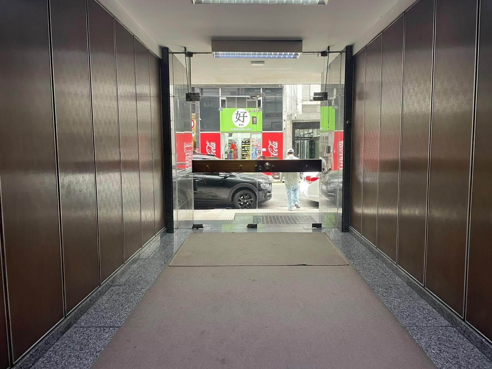 Marcelo T. de Alvear and Talcahuano - 2 rooms - Office - For Sale or Rent - Recoleta