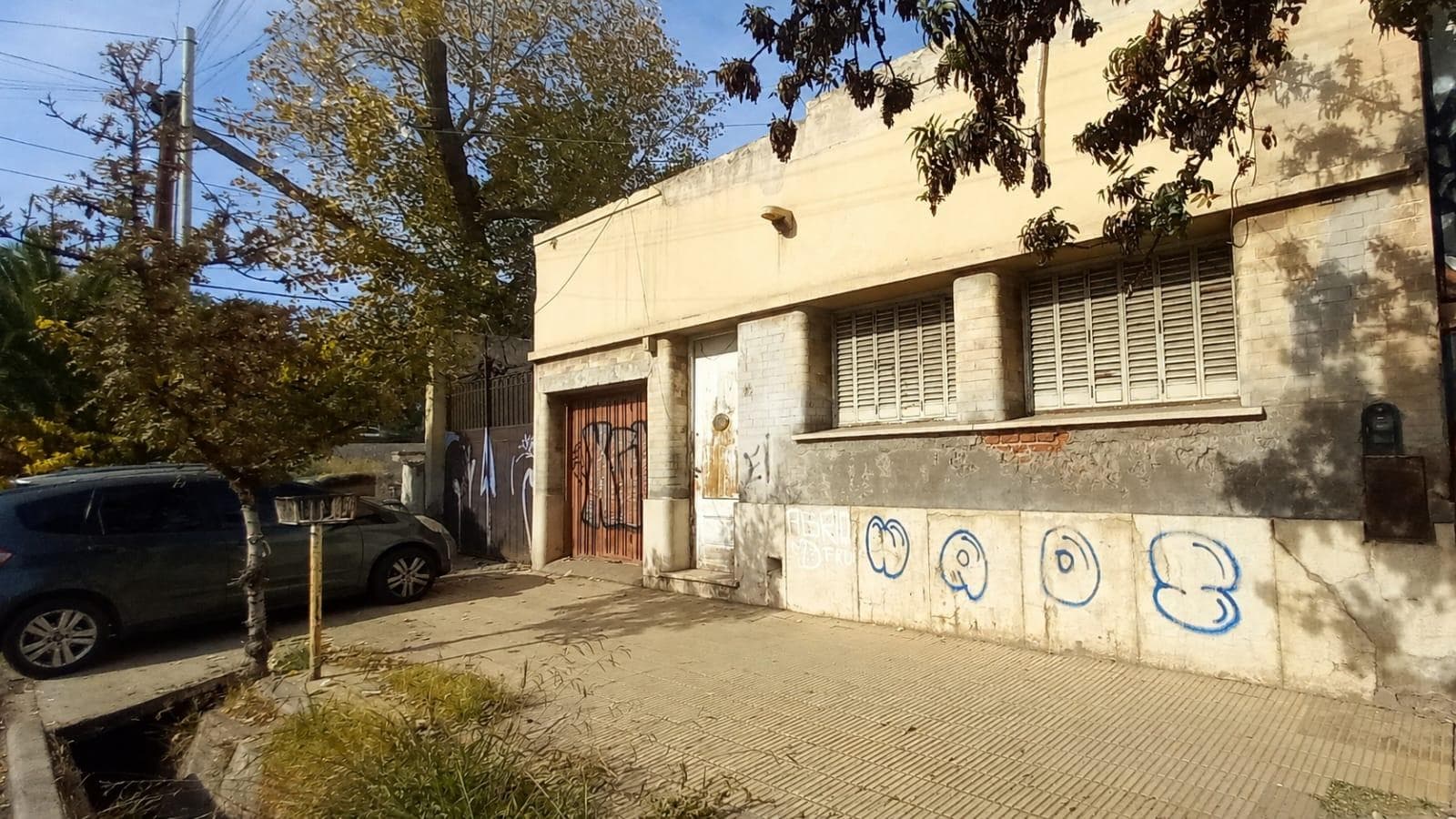 Land and Warehouse for Sale in Downtown
