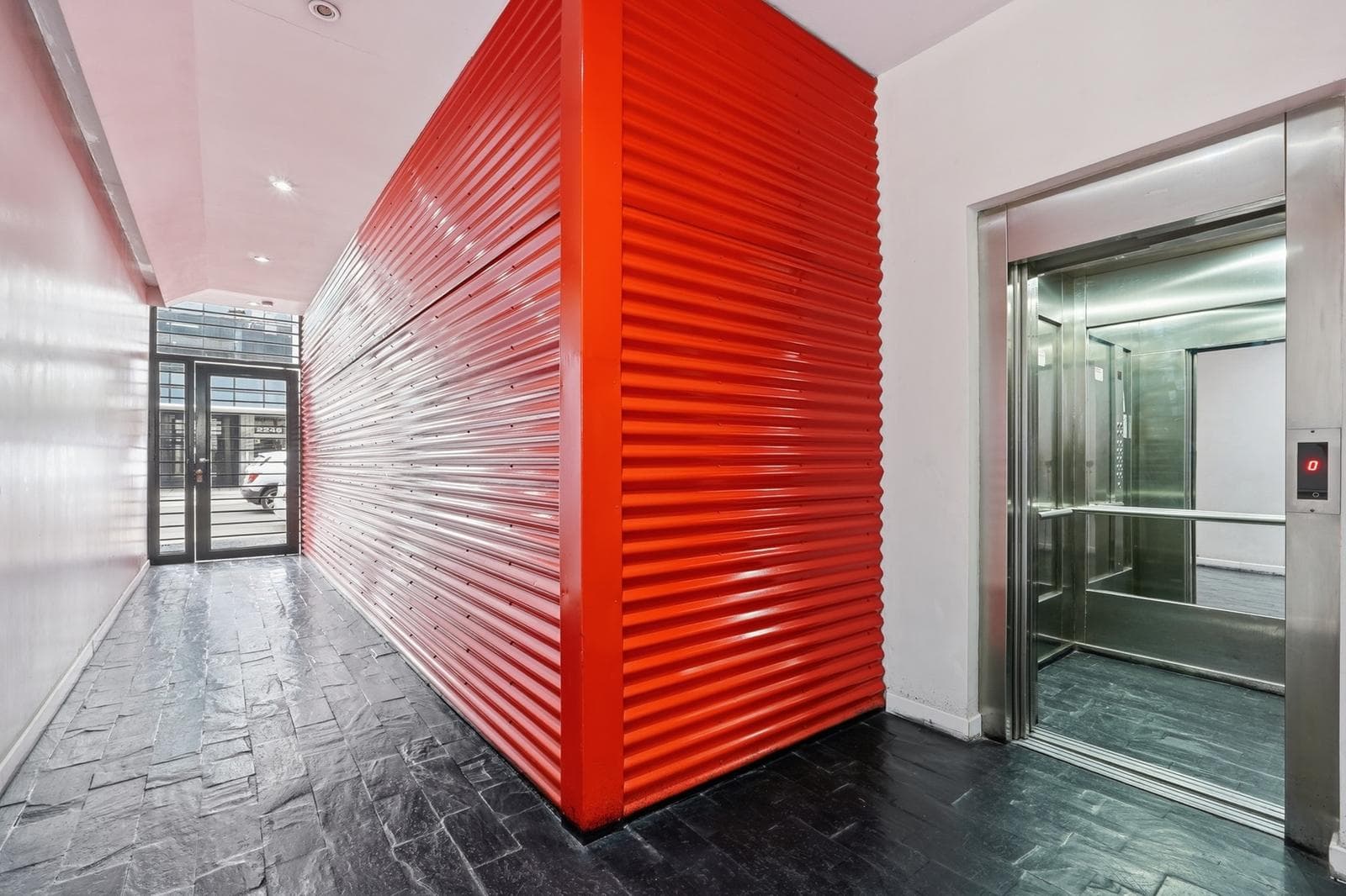 Furnished studio apartment with a balcony and amenities available for short-term rent in Belgrano