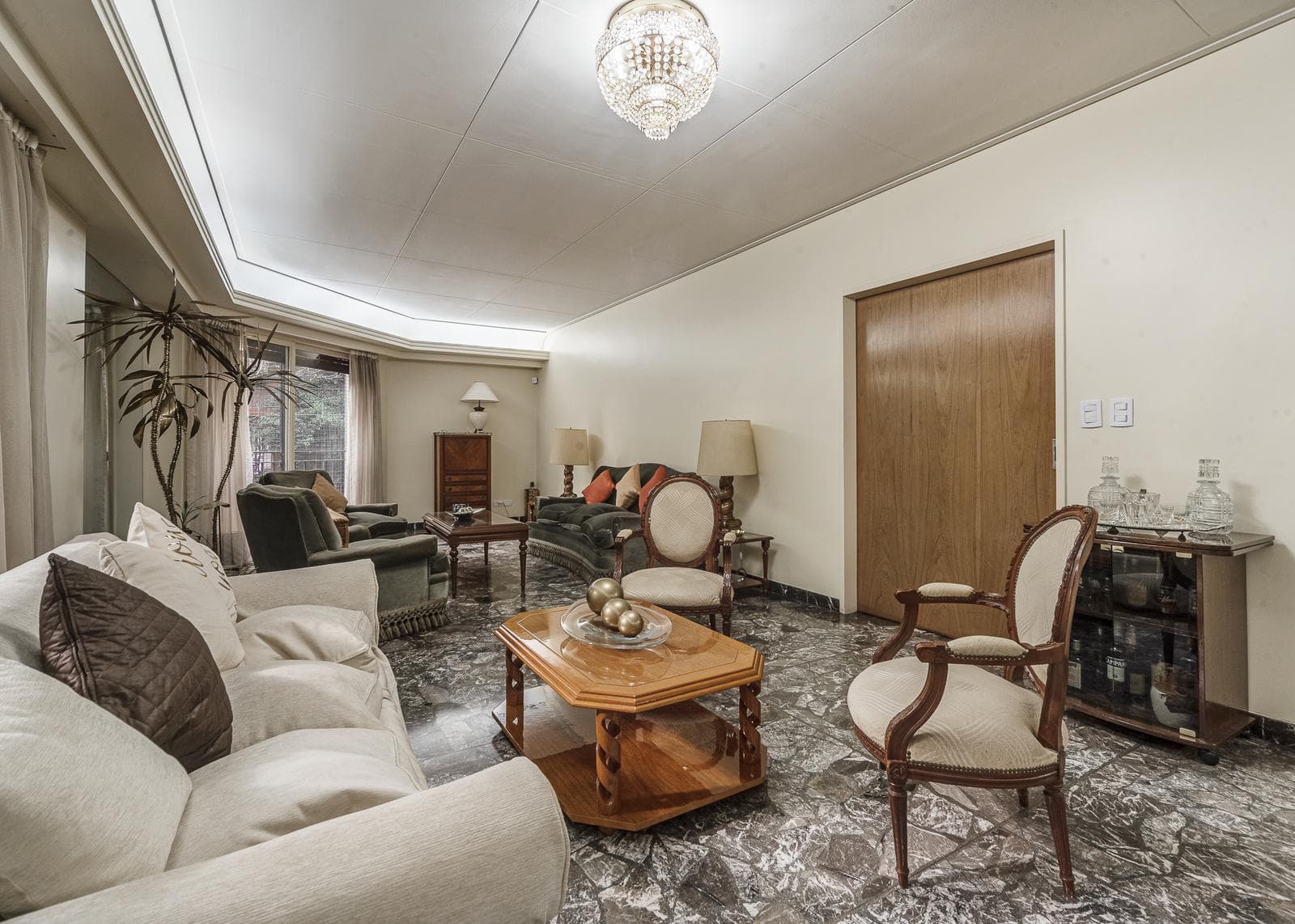 4-ROOM APARTMENT FOR SALE IN BELGRANO