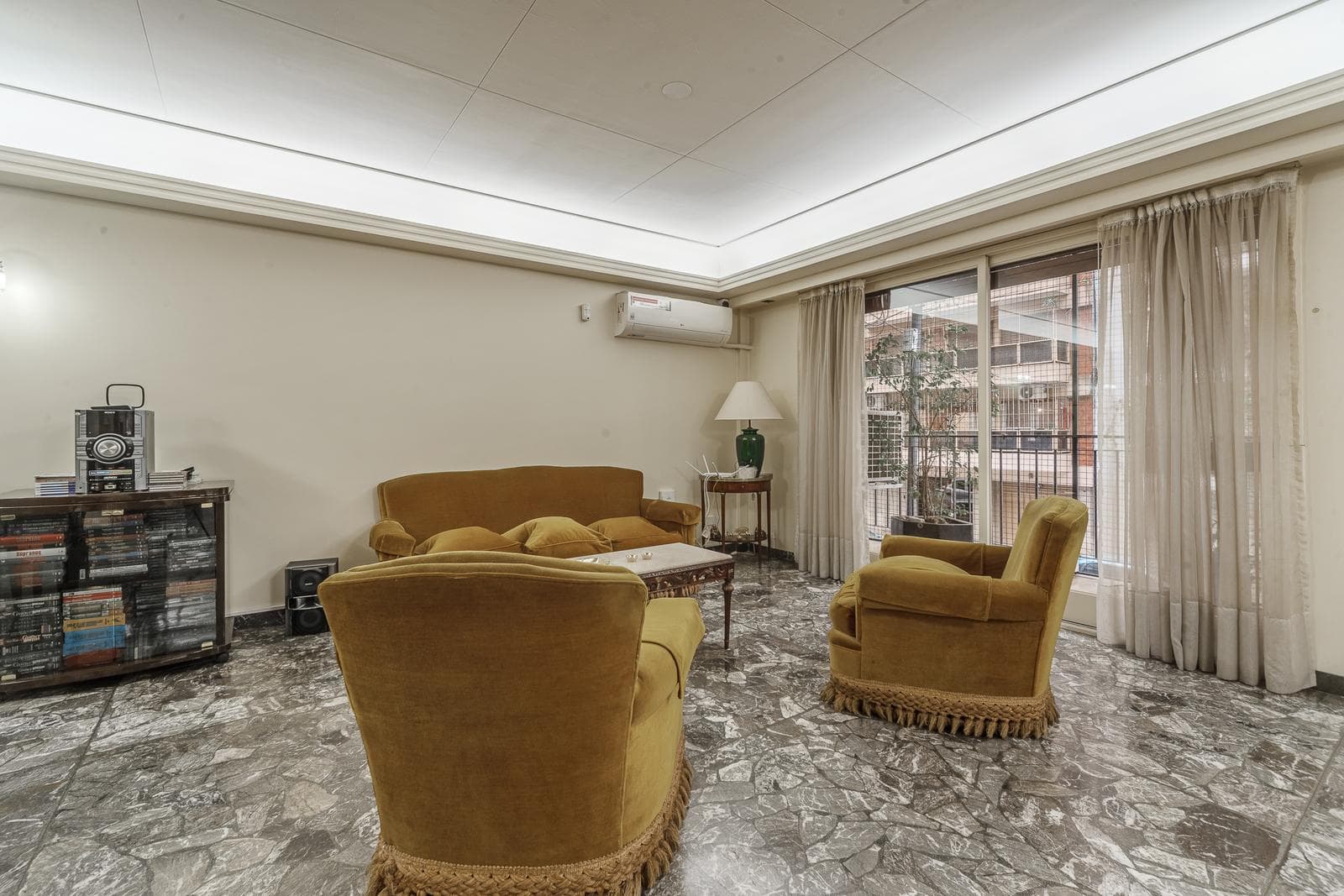 4-ROOM APARTMENT FOR SALE IN BELGRANO