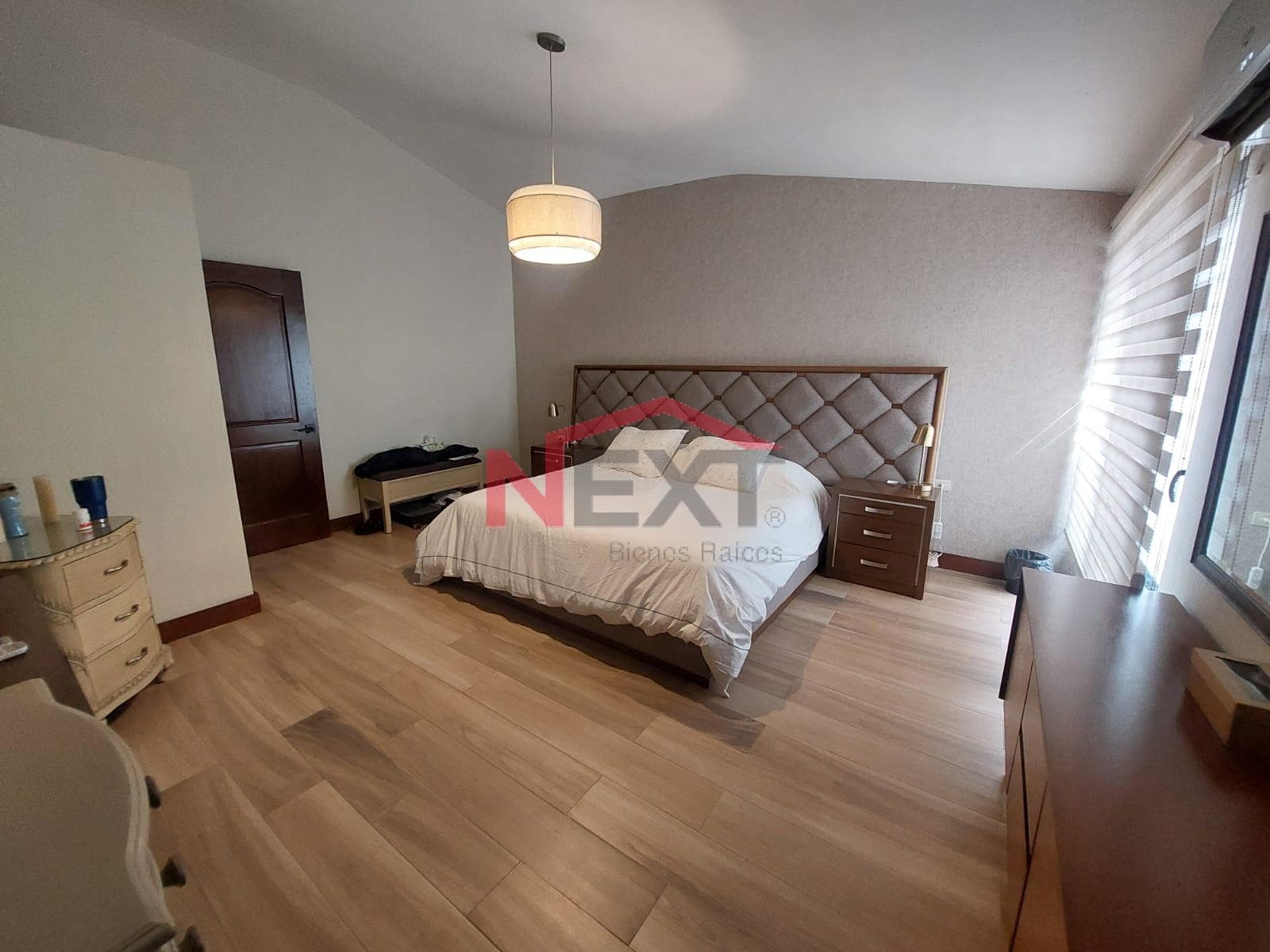 FURNISHED AND FULLY EQUIPPED ONE-STORY HOUSE FOR RENT