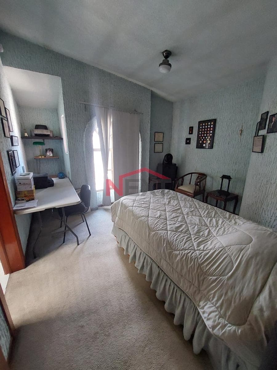 CORNER HOUSE FOR SALE IN THE CUMBRES NEIGHBORHOOD