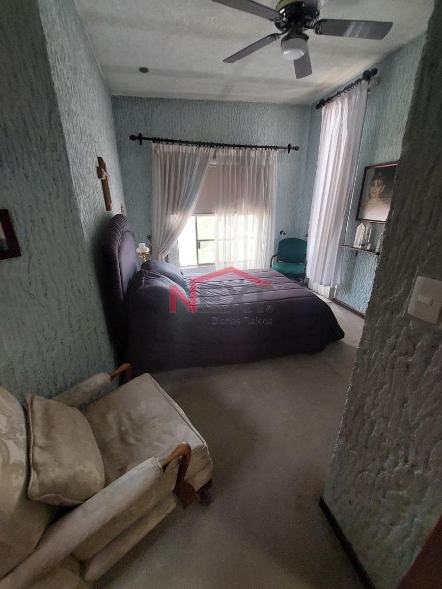 CORNER HOUSE FOR SALE IN THE CUMBRES NEIGHBORHOOD
