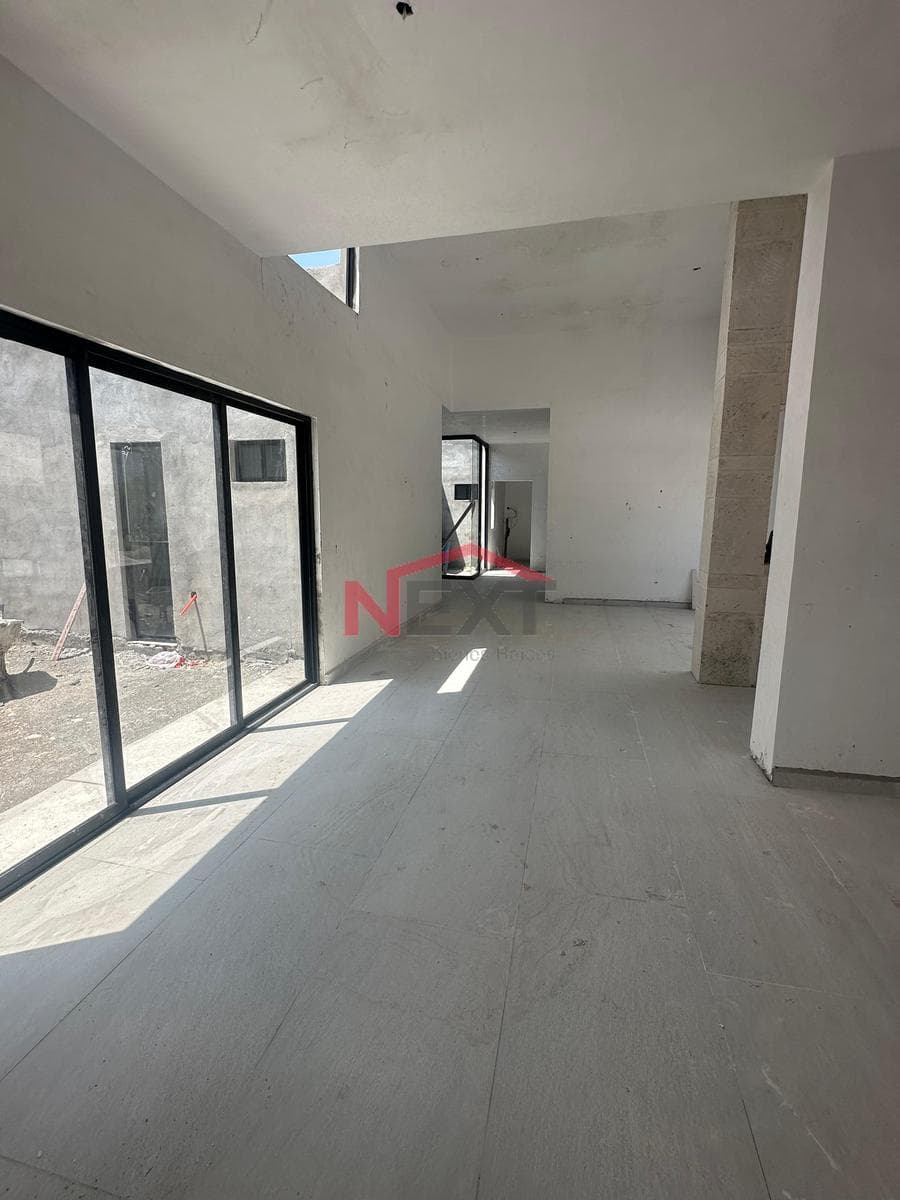 ONE-STORY HOUSE FOR SALE IN ARTEAGA
