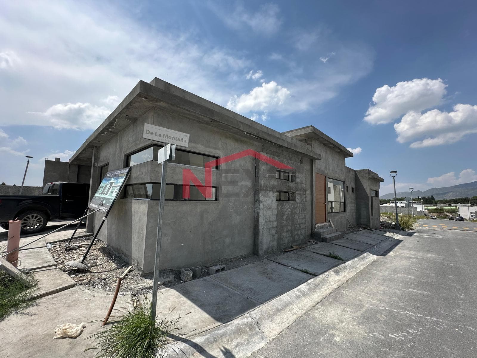 ONE-STORY HOUSE FOR SALE IN ARTEAGA