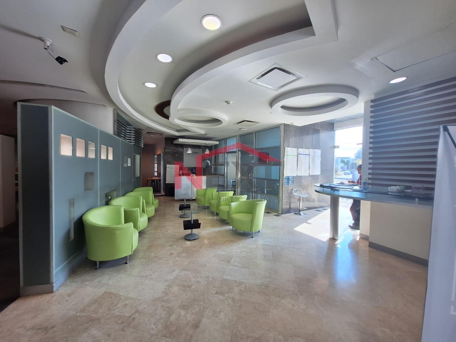 OFFICES FOR RENT ON THE GROUND FLOOR OF COLOSIO