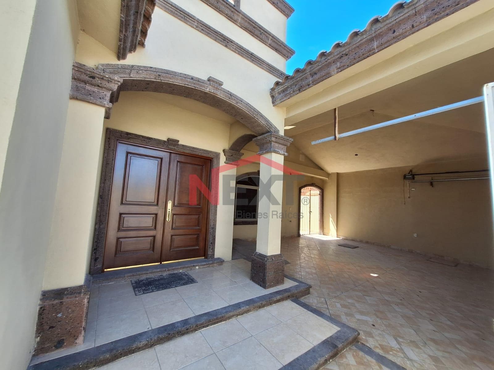 ONE-STORY HOUSE FOR SALE IN THE NORTH