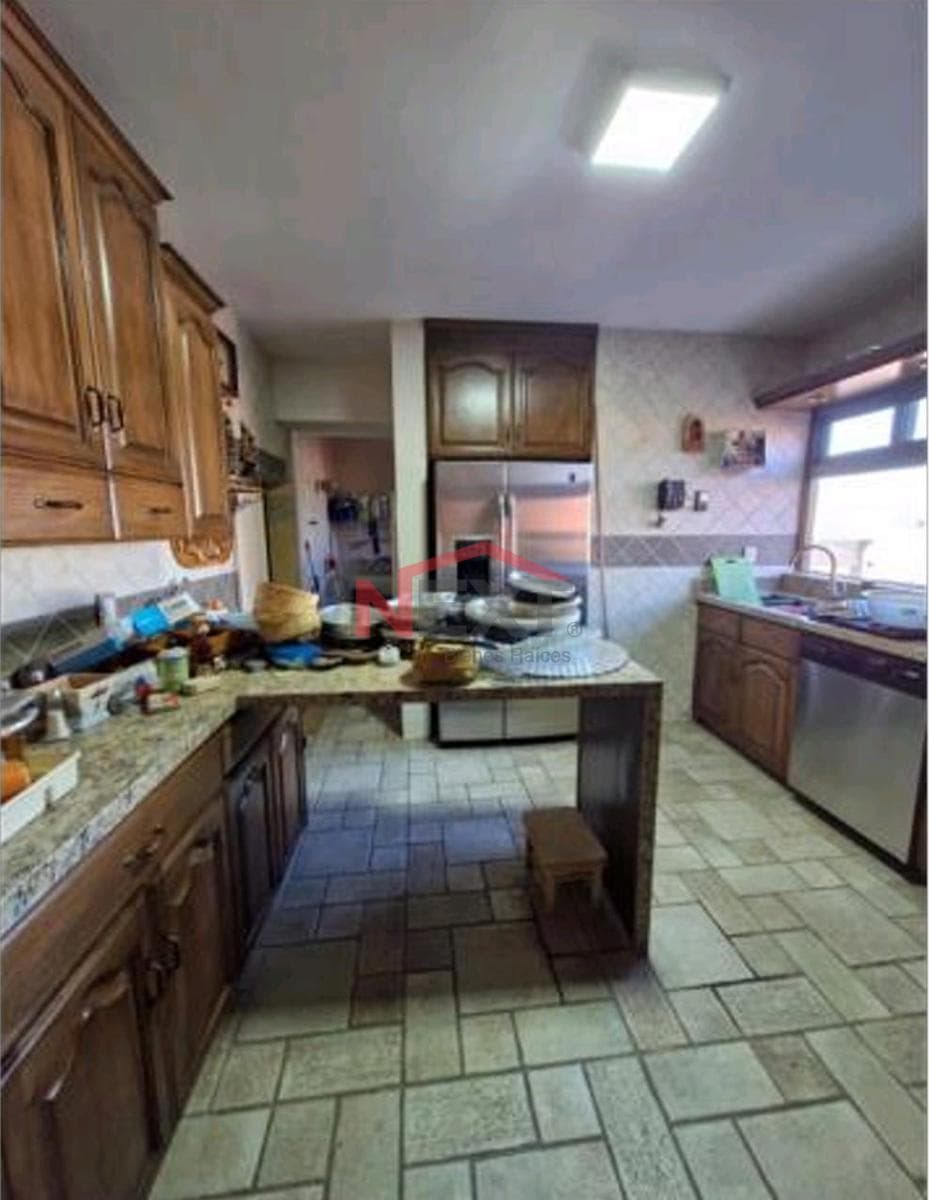 HOUSE FOR SALE IN THE NORTH WITH A POOL