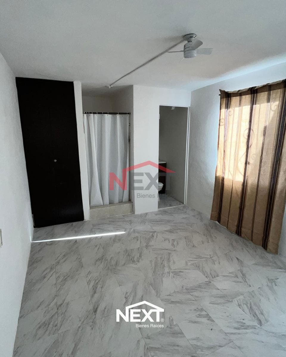 HOUSE FOR SALE IN COL. LOMA LINDA