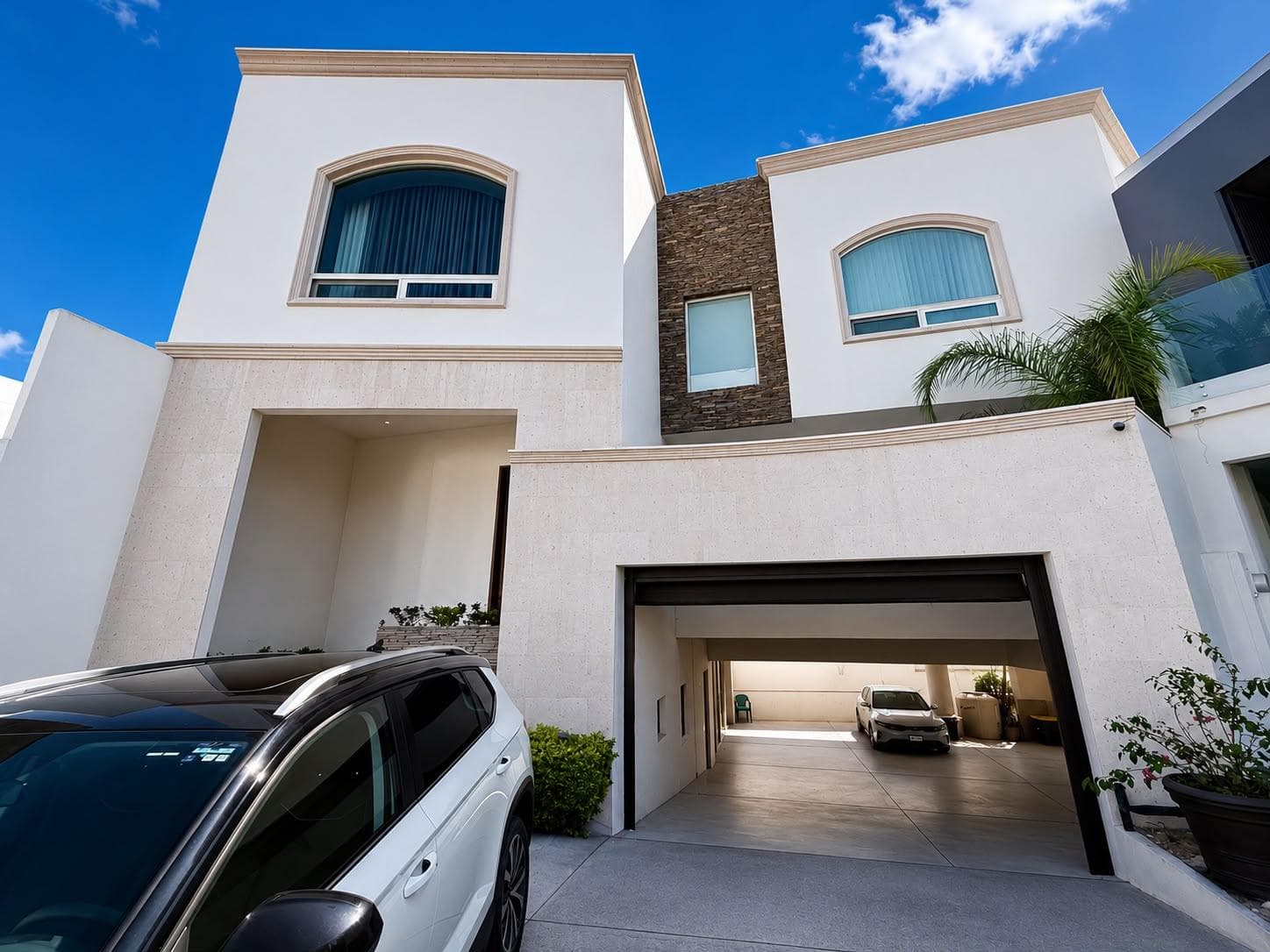 House for sale in the Dynasty-San Jeronimo residential area.