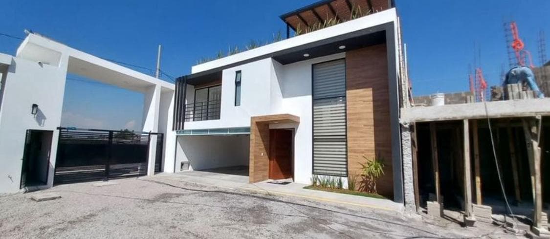 House for Sale in San Diego de los Padres, Otzacatipan, Toluca