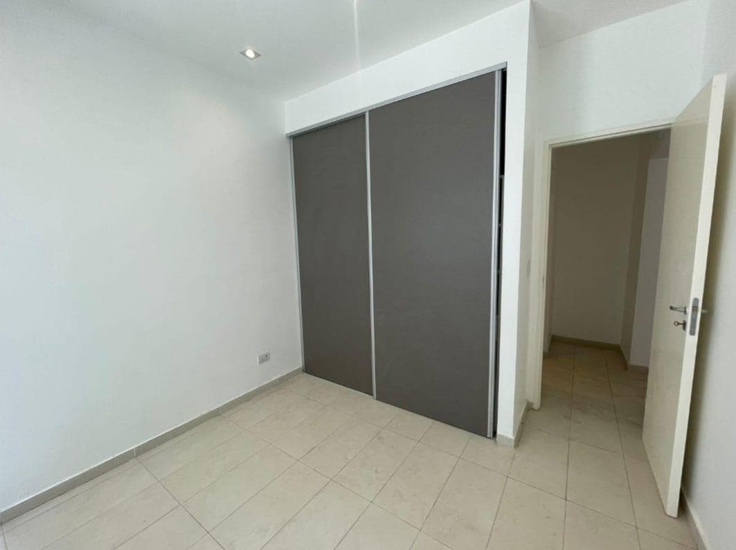 VENTA DEPARTAMENTO 3 AMBIENTES EN GERLI AVELLANEDA CON COCHERA, PATIO Y PARRILLA-ACEPTA PERMUTA