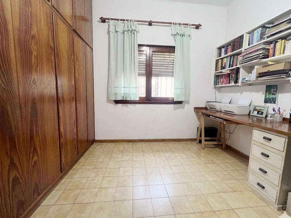5-BEDROOM HOUSE FOR SALE, WITH GARDEN, POOL, AND GARAGE IN VILLA ADELINA, SAN ISIDRO, NORTHERN GREATER BUESOS AIRES