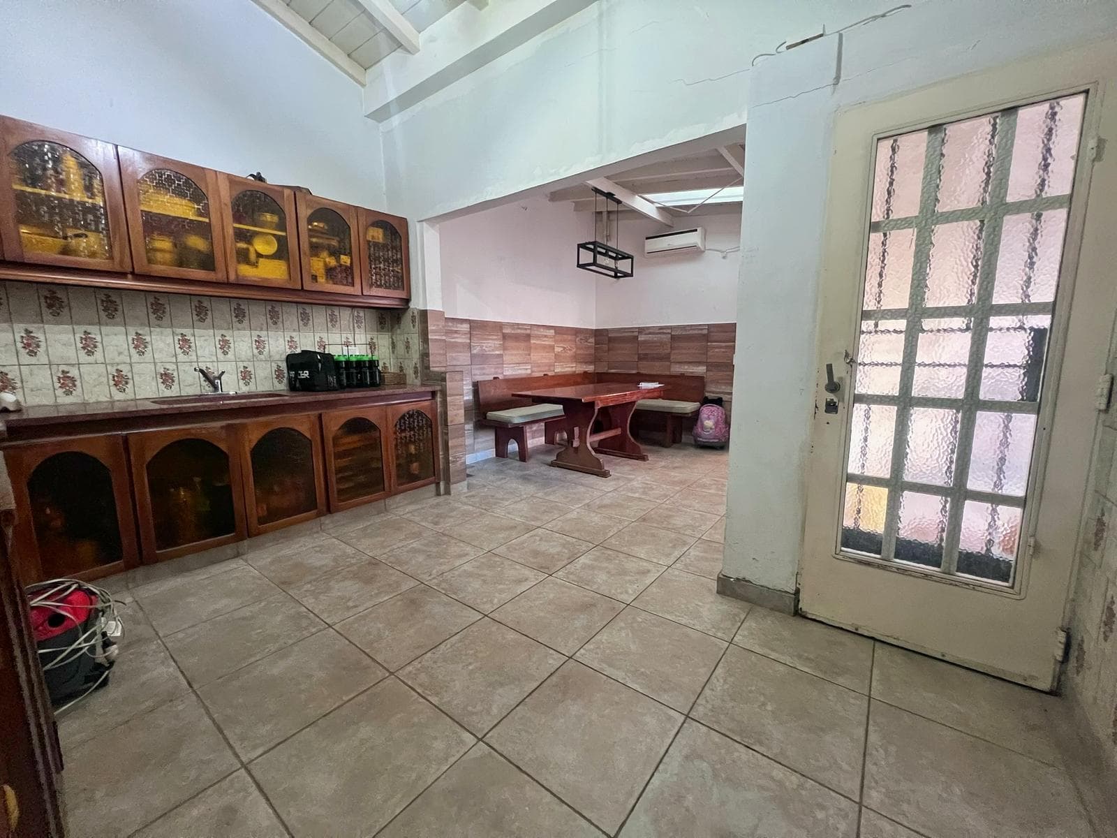 5-BEDROOM HOUSE FOR SALE, WITH GARDEN, POOL, AND GARAGE IN VILLA ADELINA, SAN ISIDRO, NORTHERN GREATER BUESOS AIRES