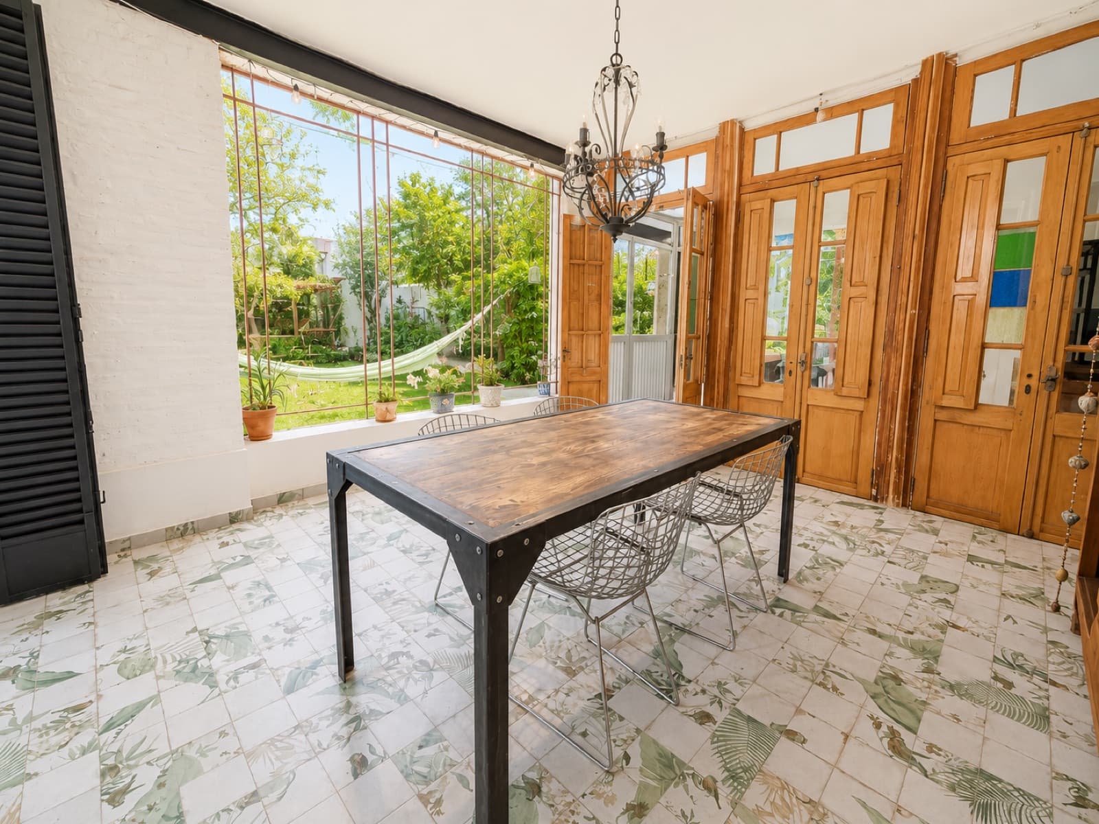 2-BEDROOM HOUSE FOR SALE WITH POOL IN TDS1, ROLDAN