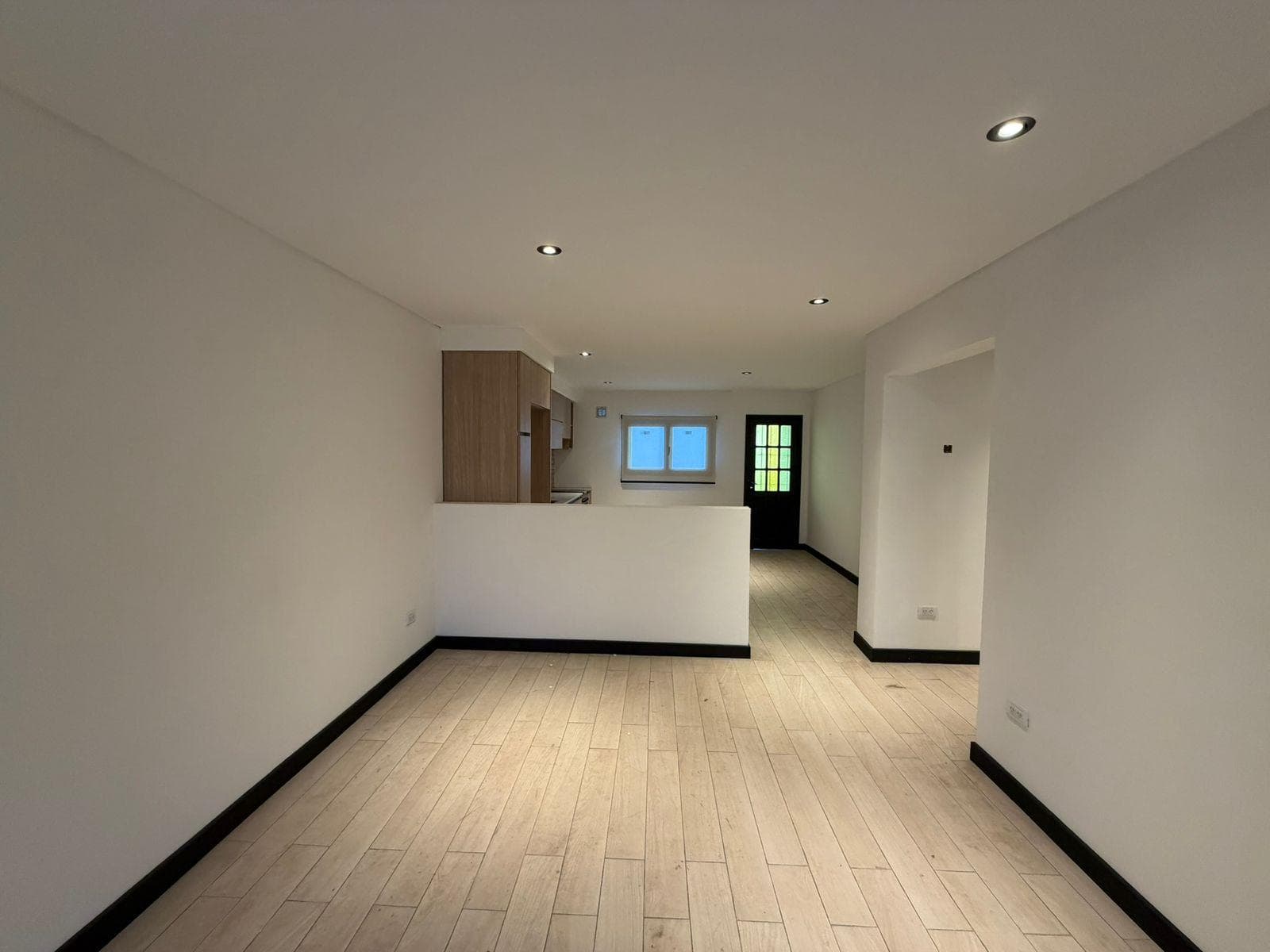 San Jose Modern House with 3 Rooms