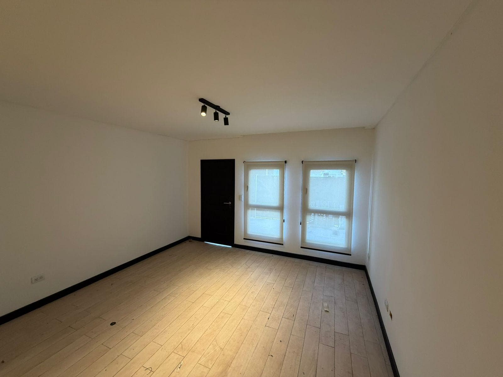 San Jose Modern House with 3 Rooms