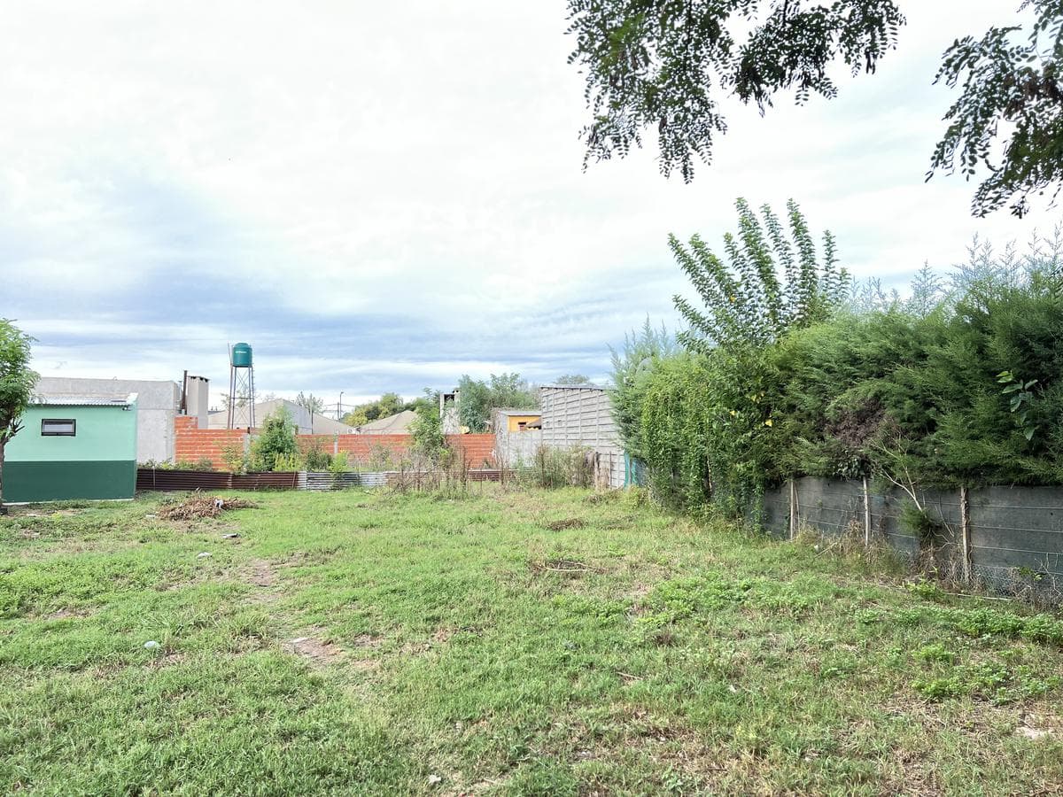 Land for Sale in Roque Pérez, 532 m²