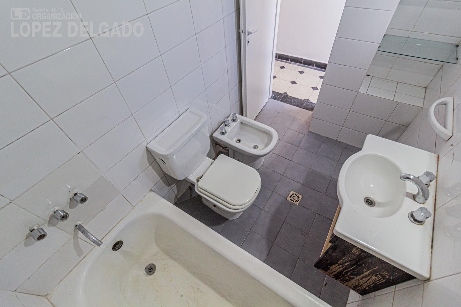 4-room house with a courtyard, terrace, and garage in Villa Santa Rita