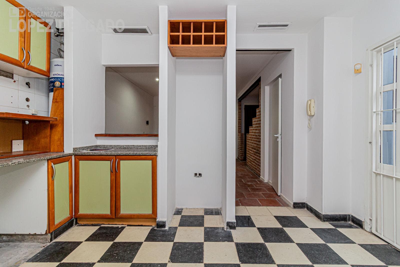 4-room house with a courtyard, terrace, and garage in Villa Santa Rita
