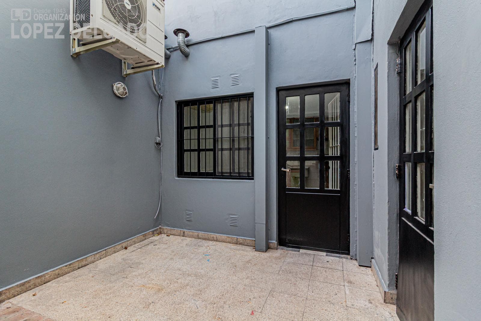 4-room house with a courtyard, terrace, and garage in Villa Santa Rita