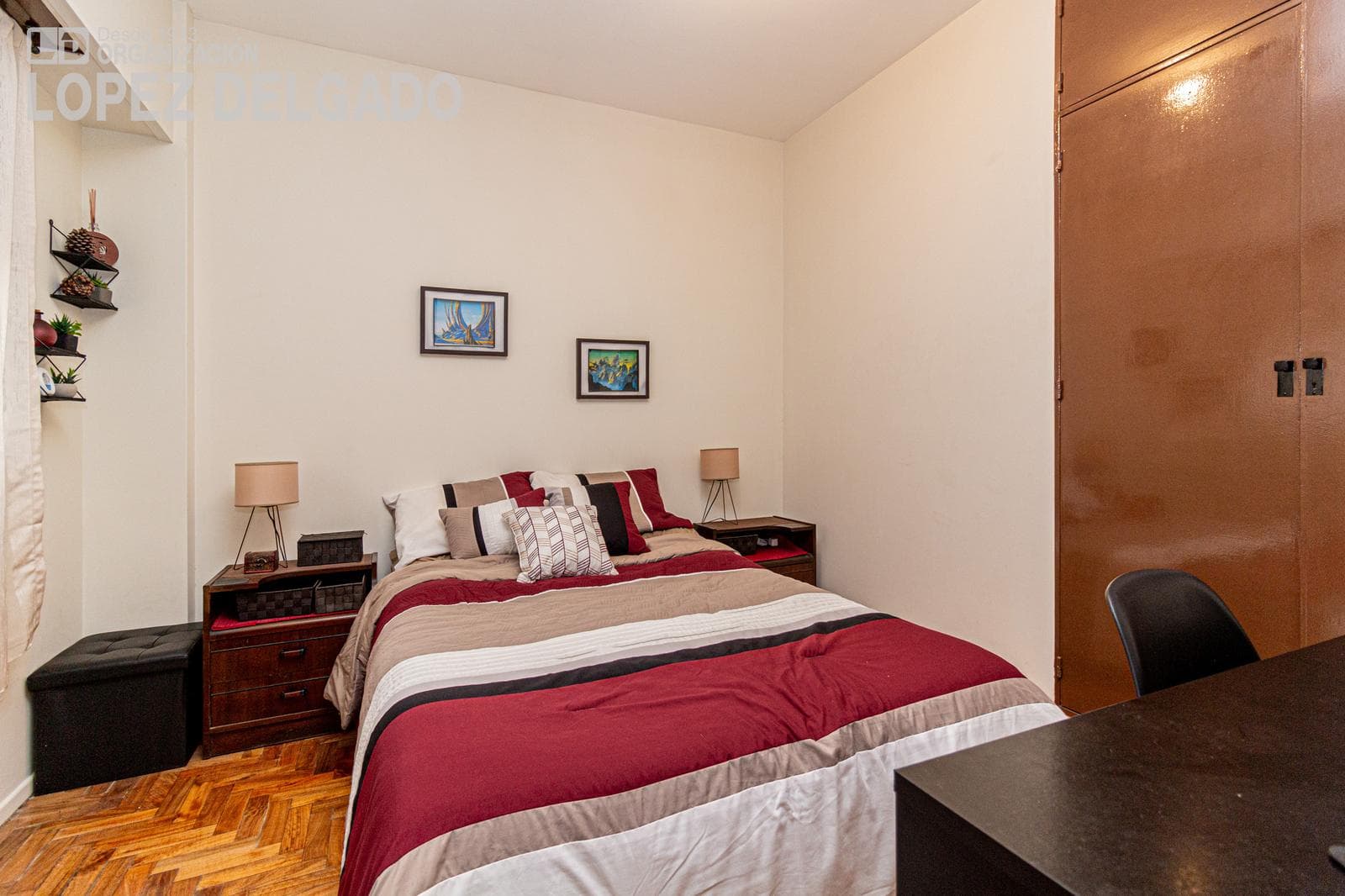 2-bedroom apartment in Villa del Parque with a patio. Financing available