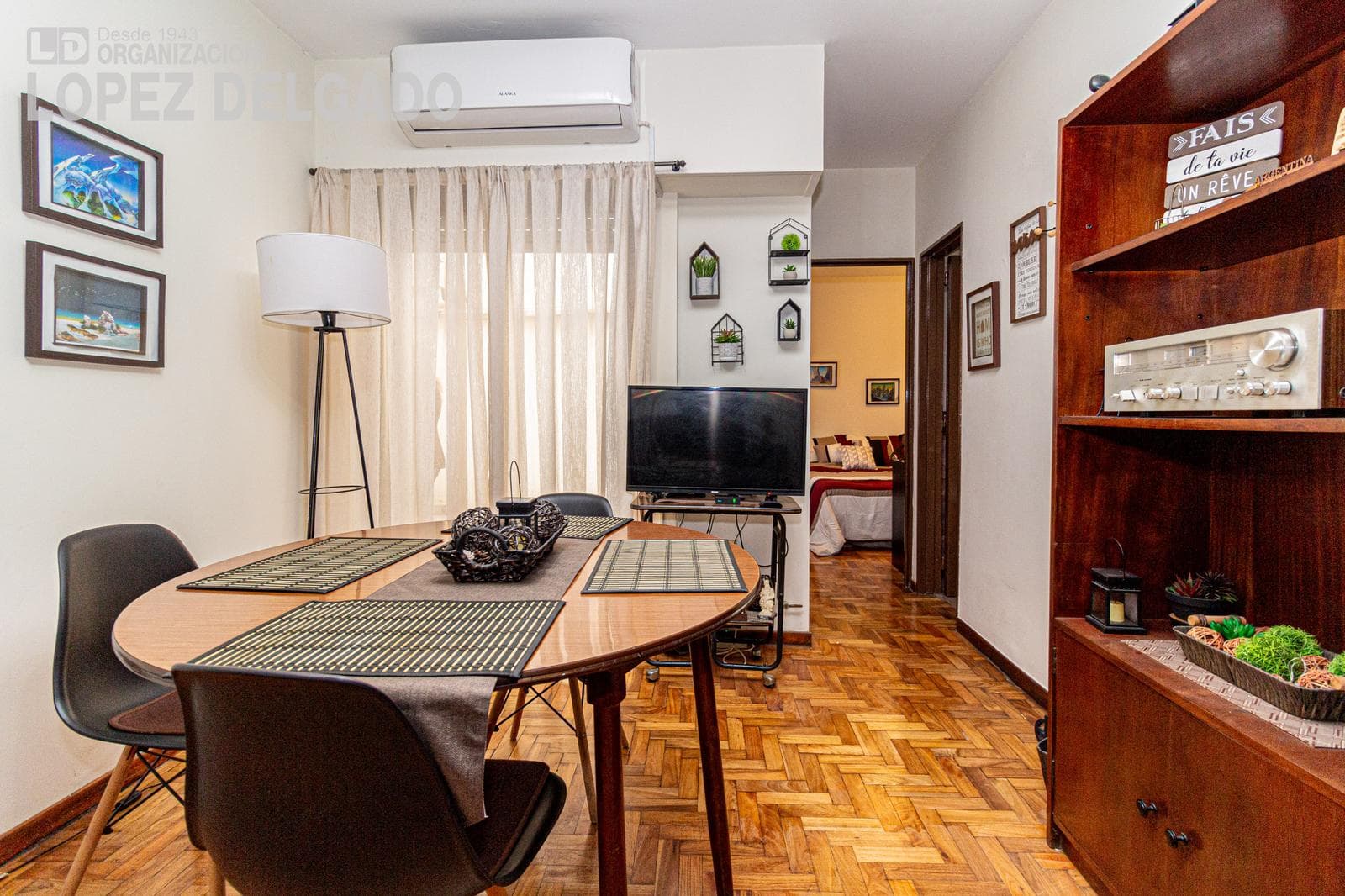 2-bedroom apartment in Villa del Parque with a patio. Financing available