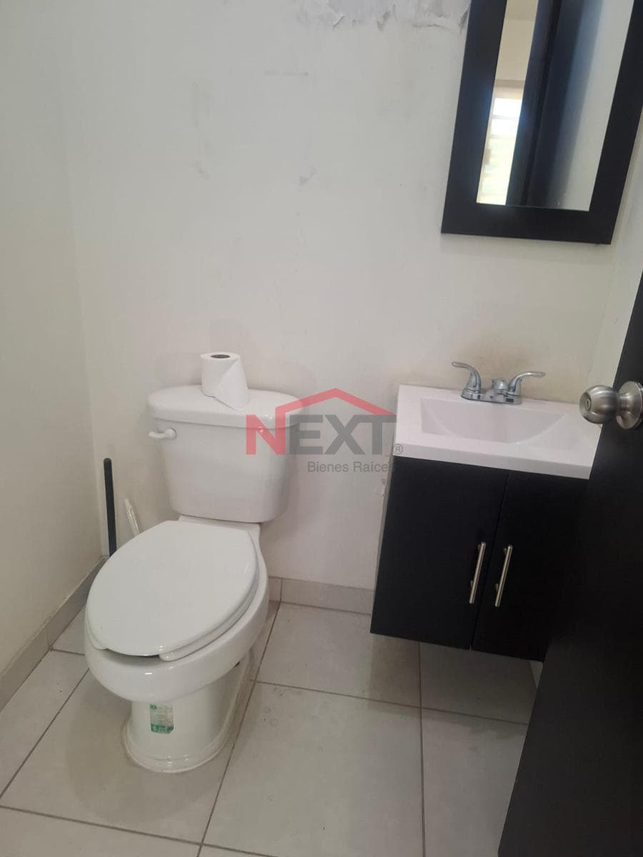 OFFICE WITH LAND FOR RENT IN COL. SAN BENITO
