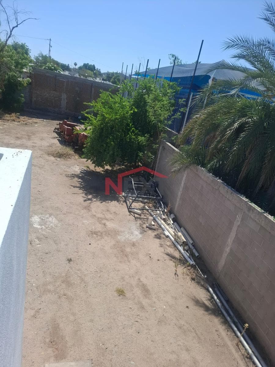 OFFICE WITH LAND FOR RENT IN COL. SAN BENITO