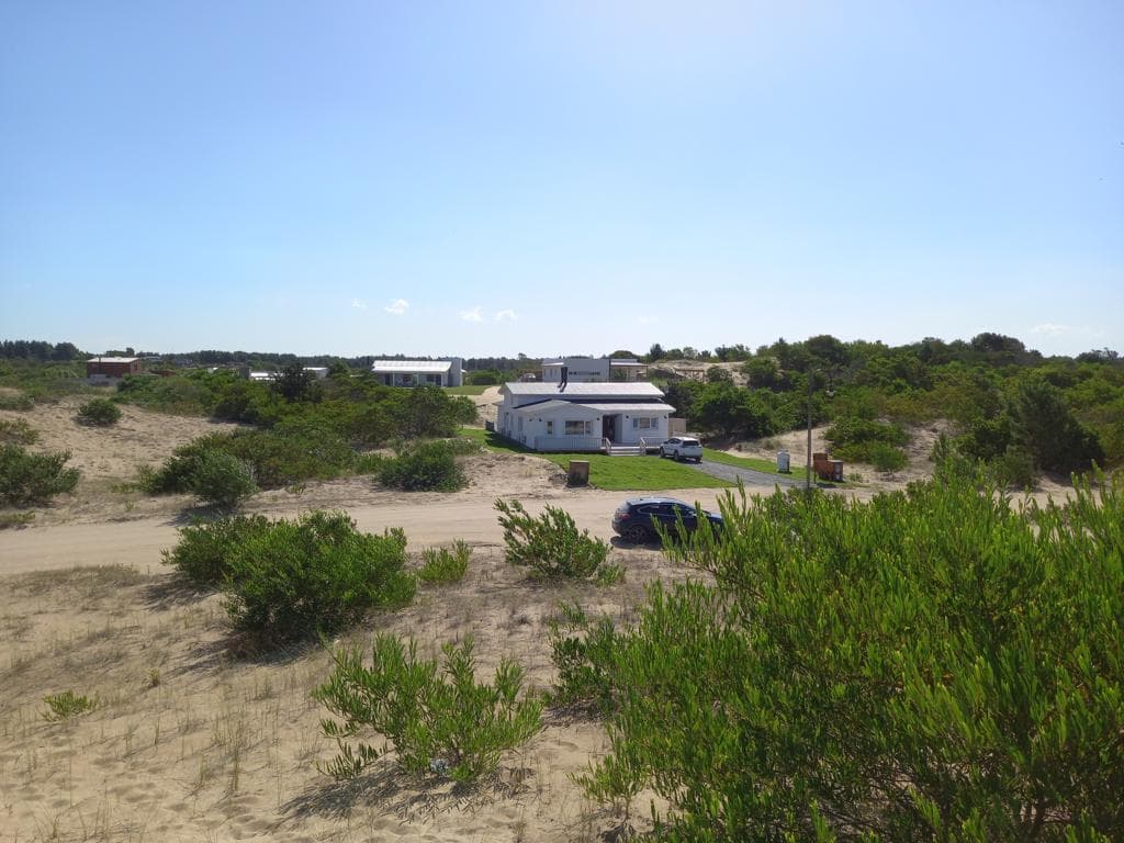 FOR SALE: INNER LOT OF M2 IN SENDEROS IV ON THE COSTA ESMERALDA