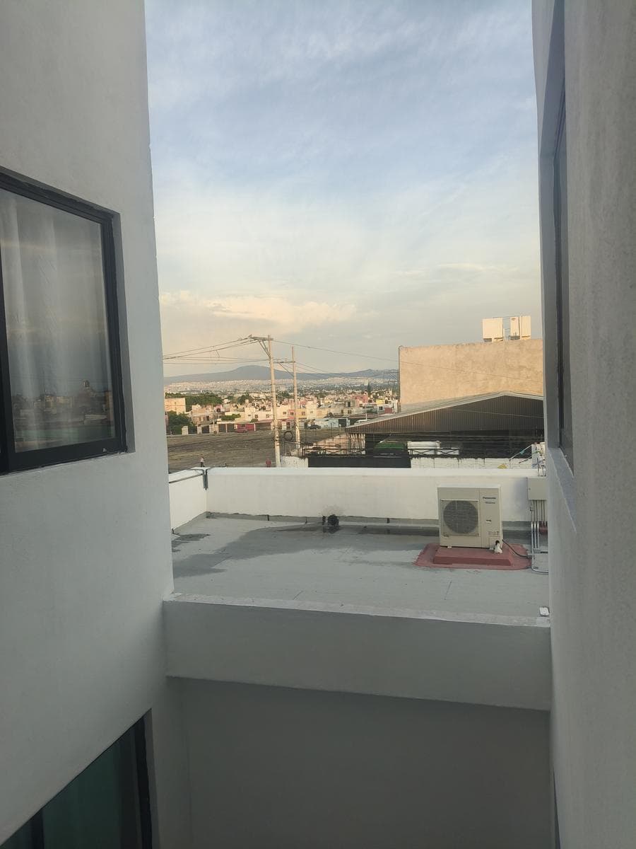 New apartment in the Av. de la Luz area with easy access to everything, 10 minutes from Santander