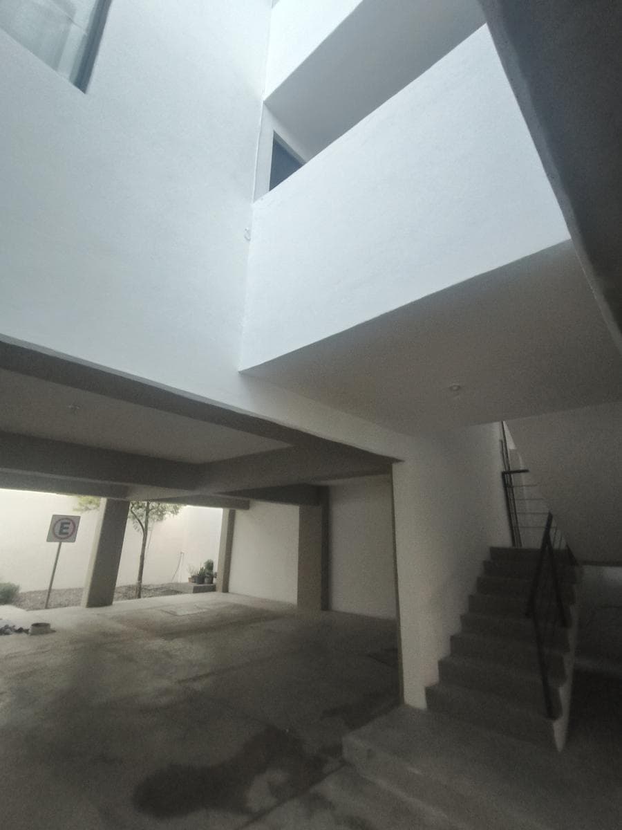 New apartment in the Av. de la Luz area with easy access to everything, 10 minutes from Santander