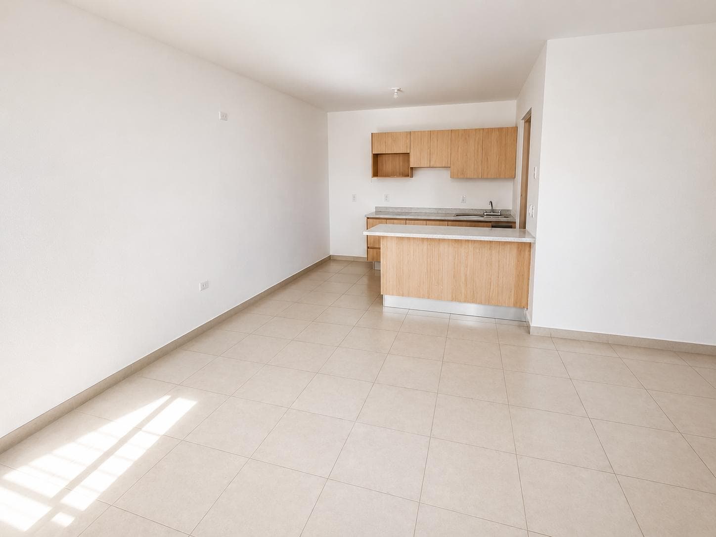 New apartment in the Av. de la Luz area with easy access to everything, 10 minutes from Santander
