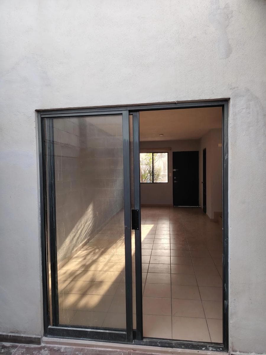 House in a condominium complex in Rincones el Marqués