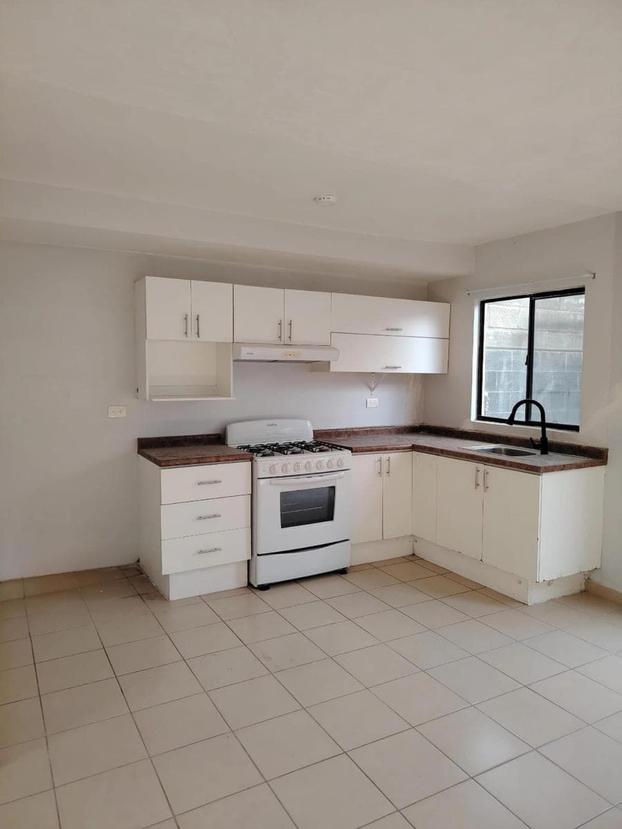 House in a condominium complex in Rincones el Marqués