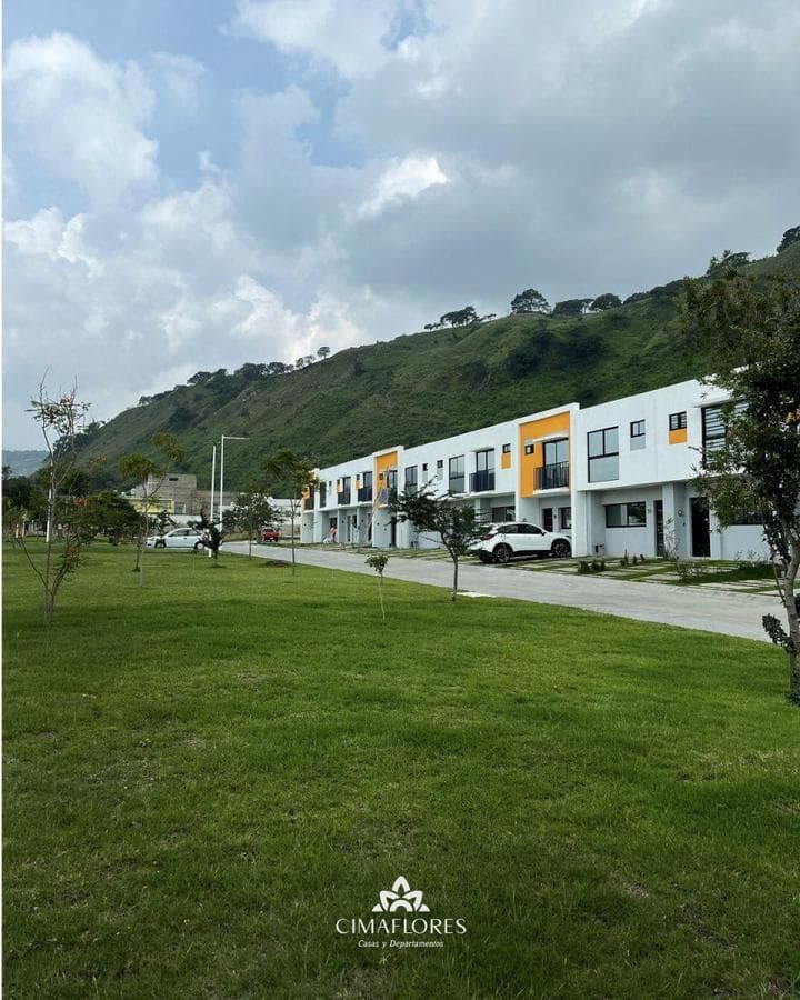 Houses and Apartments for Sale in La Floresta del Colli