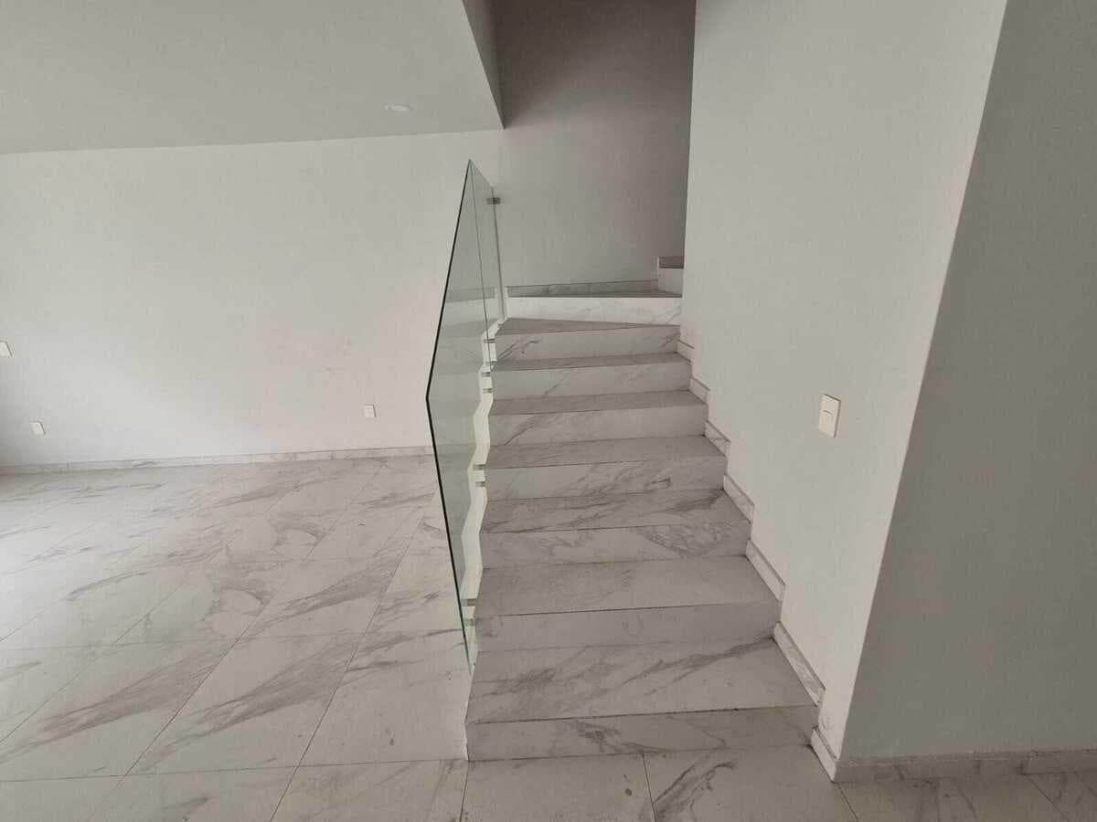 House for Sale in Punto Sur