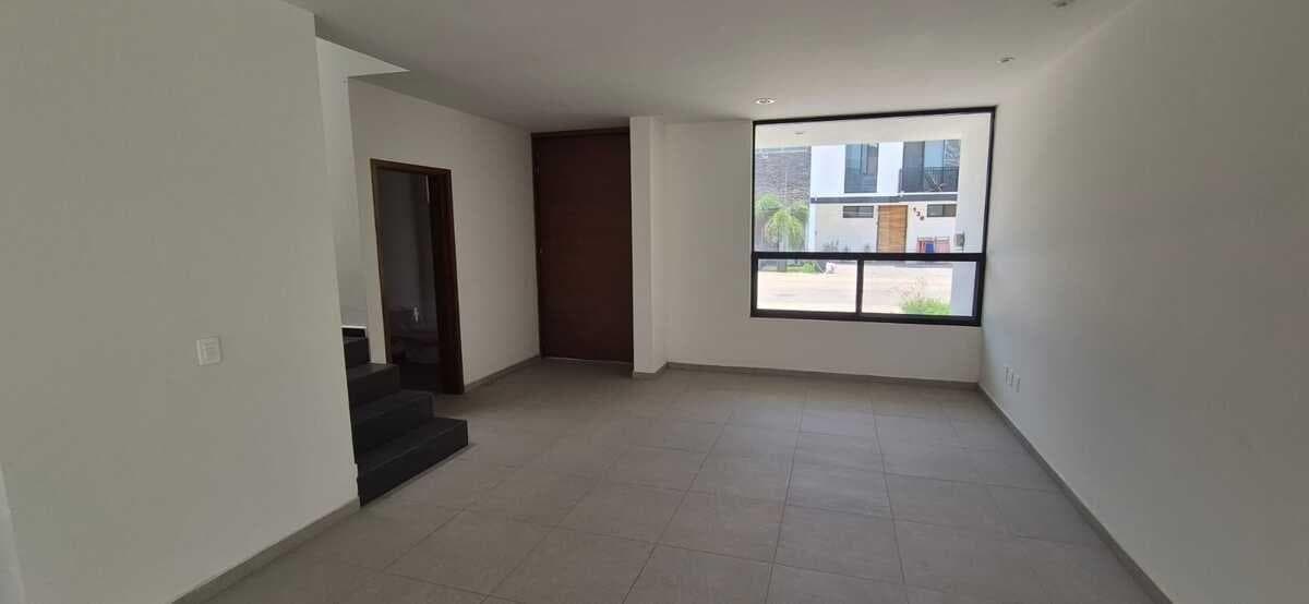 House for Sale in Punto Sur