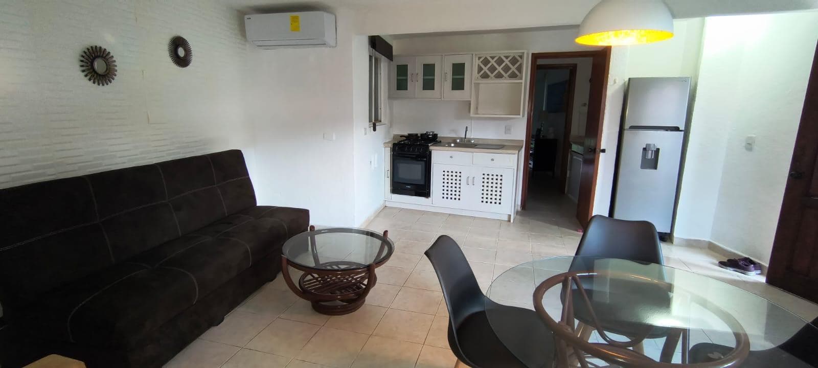 HOTEL DISTRICT, 15 QUETZAL STREET
