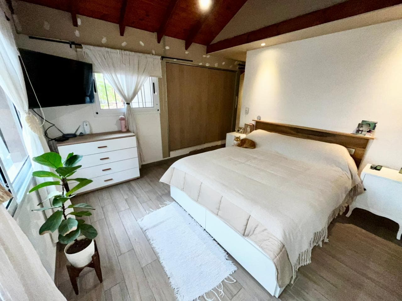 3-bedroom townhouse for sale with 2 bathrooms, 153 mtrs, featuring a patio and barbecue area in Villa Bosch