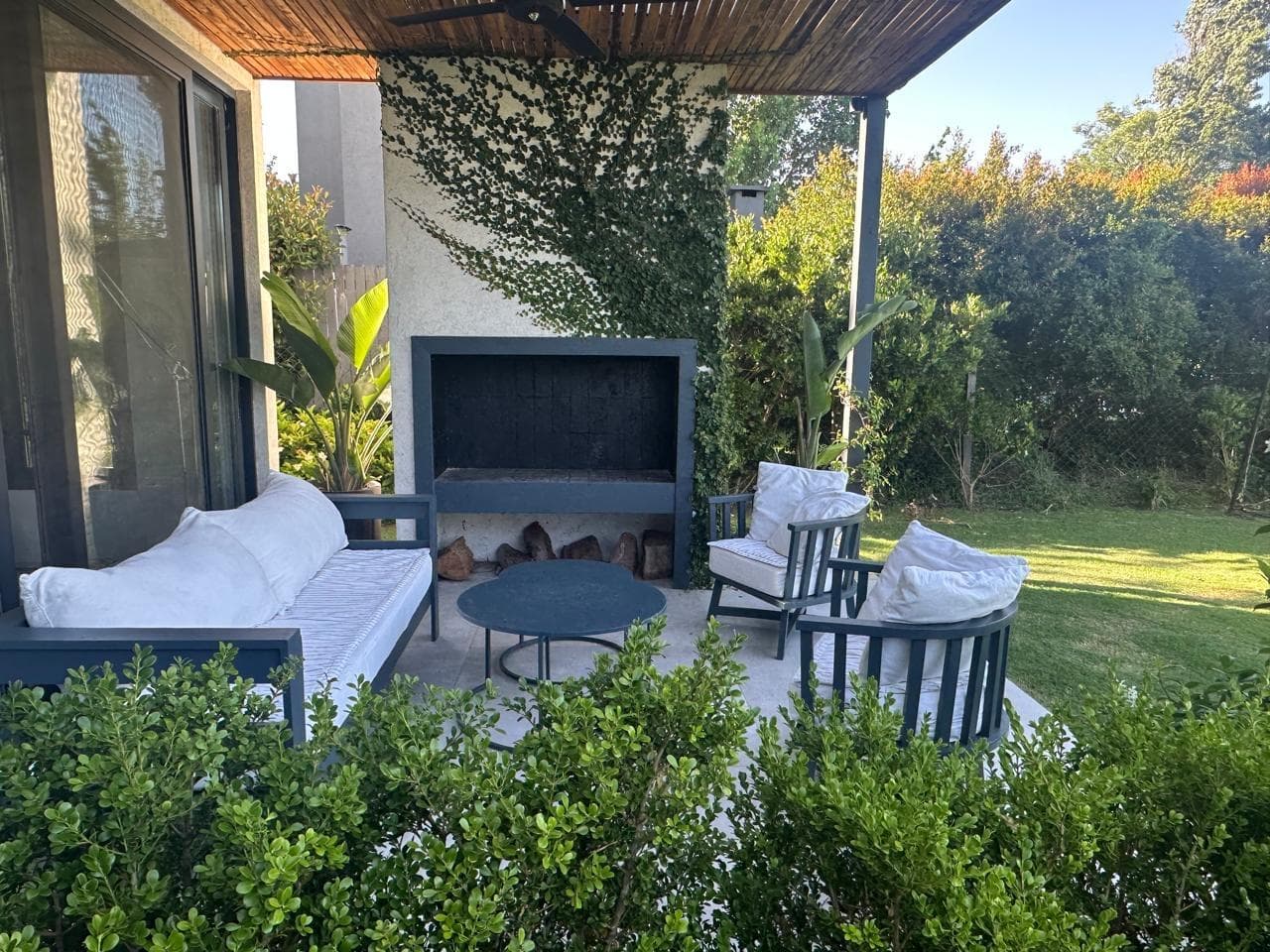 House in Laguna Del Sol - Short-Term Rental - Winter Vacation 2026