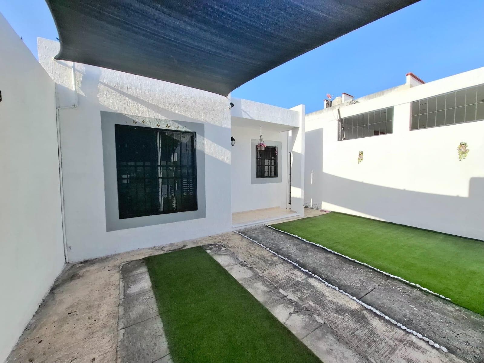 House for sale in Playa del Carmen, Colonia Santa Fe.